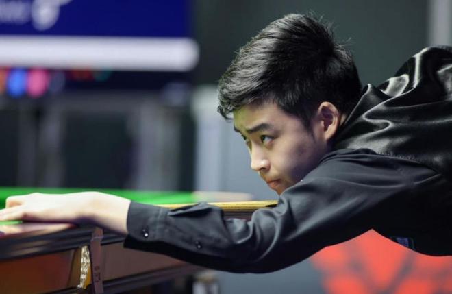 耀让他站在 耀让他站在