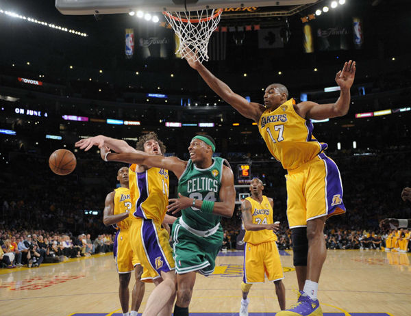 以C罗为榜 以C罗为榜